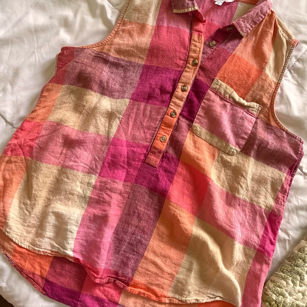 2 pregnancy shirts